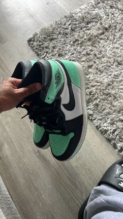 Aqua green Jordan 1 highs