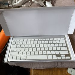 APPLE WIRELESS KEYBOARD