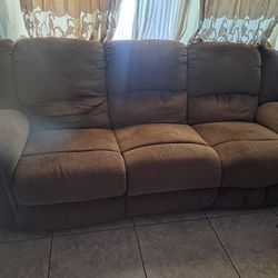 Recliner Couch & Recliner 