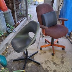 THE 2 CHAIRS FOR $7 PICK UP IN SUN VALLEY 