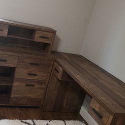 Wood Corner Desk With Drawers 
