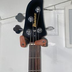 Ibanez Bass