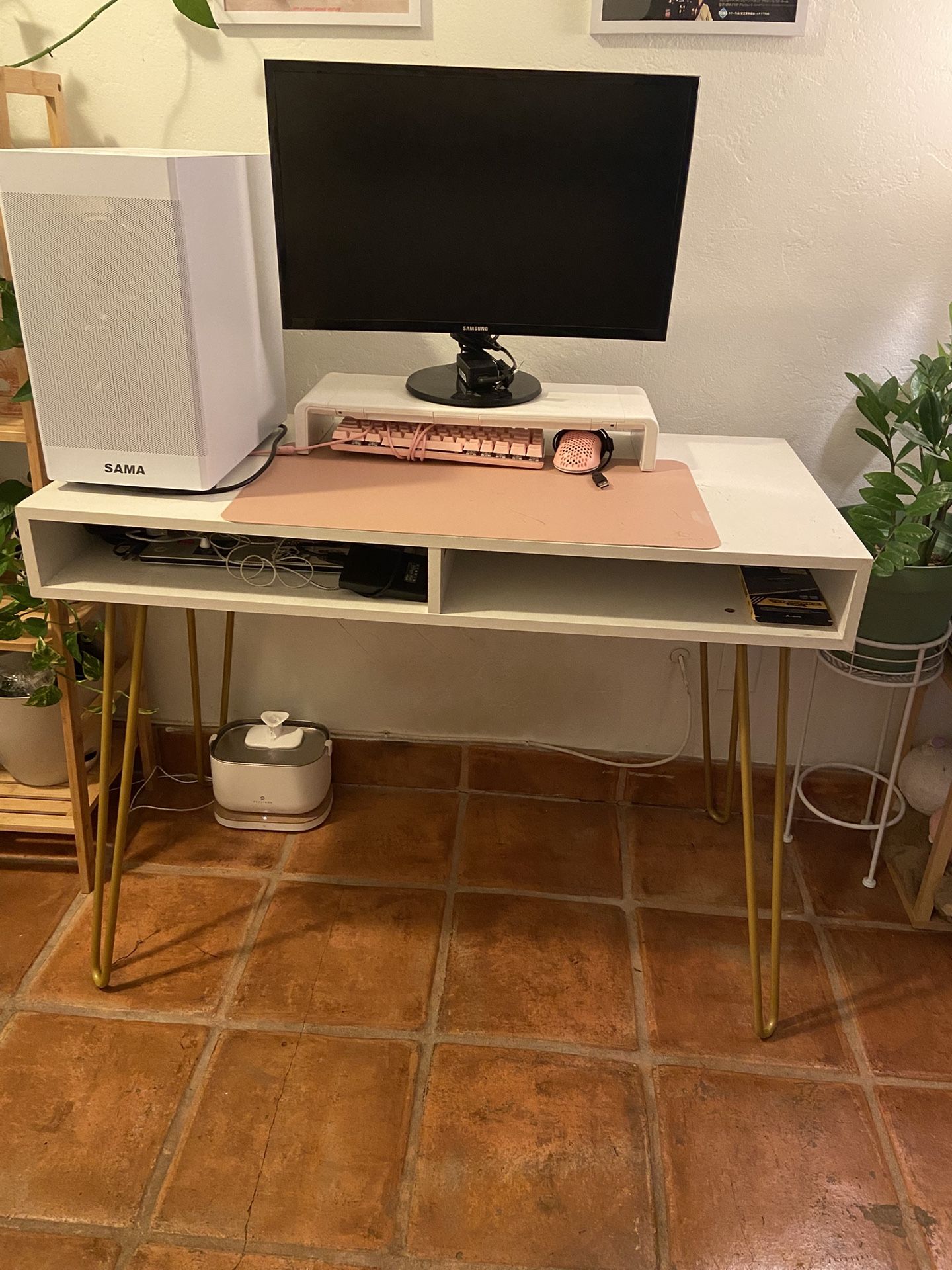 Desk