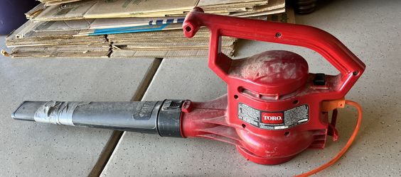 Toro Leaf Blower - Electric
