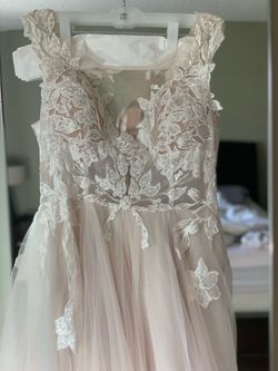 GALINA SIGNATURE  Illusion Plunge Lace Appliqued Wedding Dress. MSRP $2,000