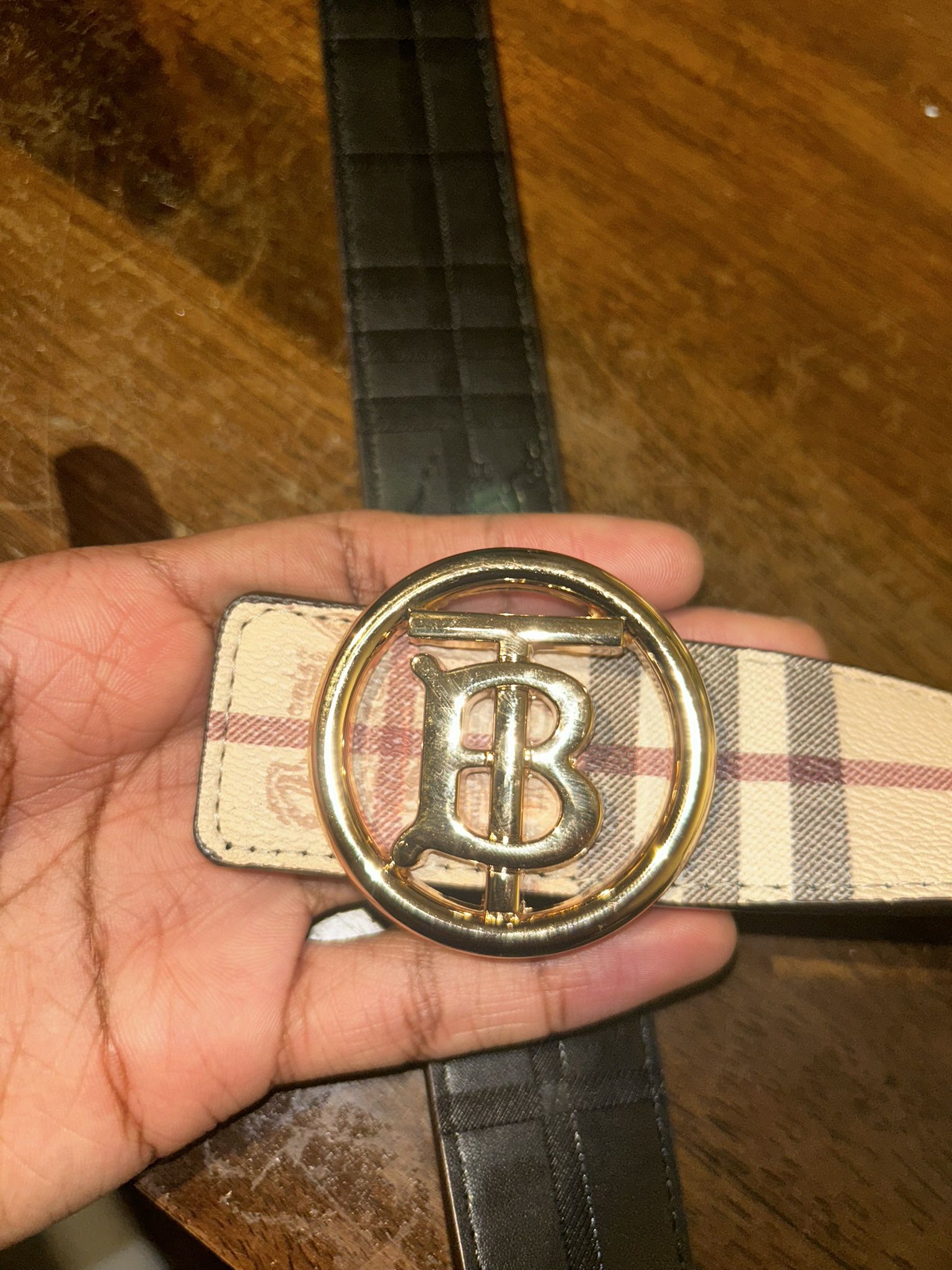 Gold Burberry Tb Circle Belt