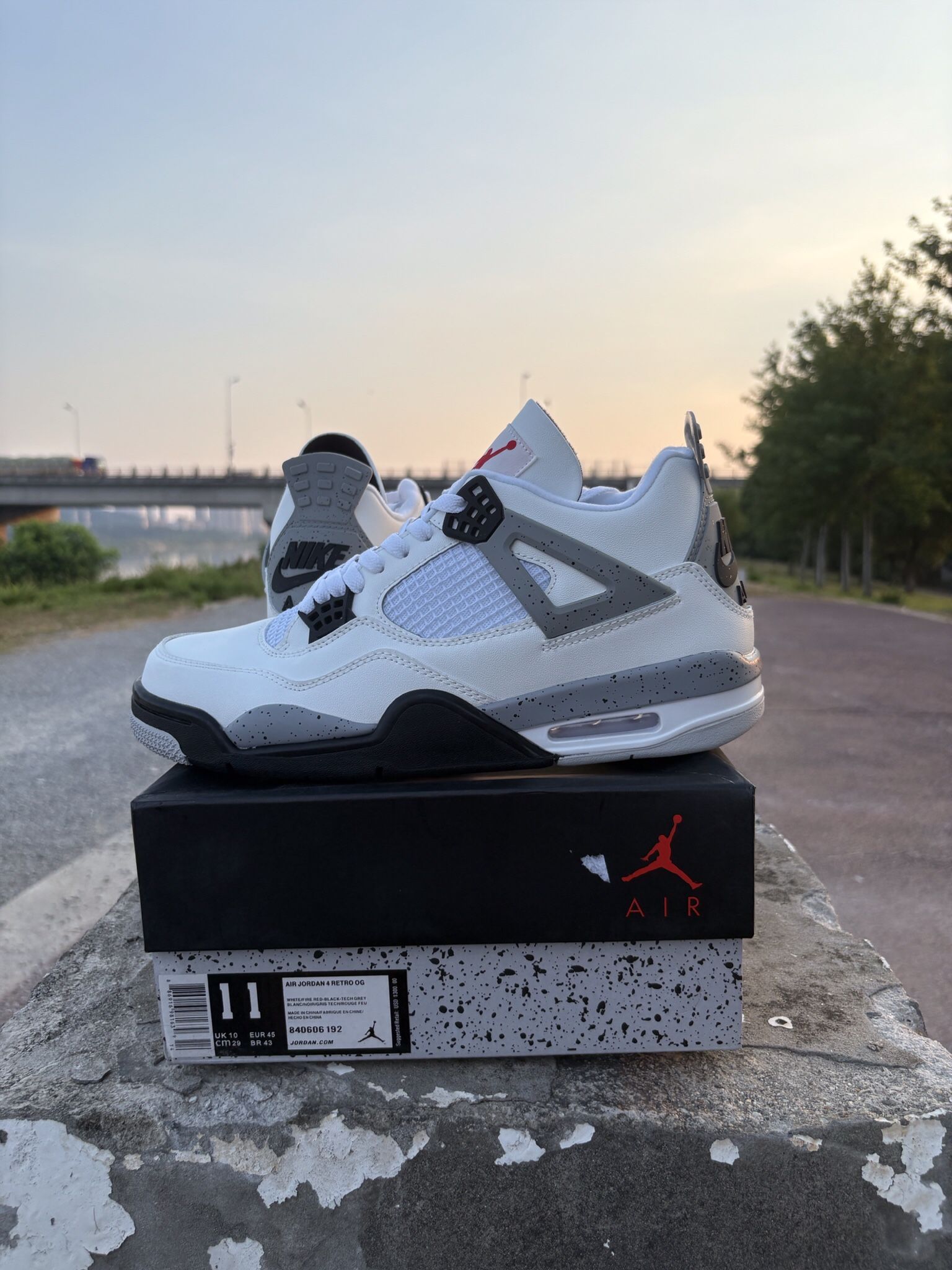 Jordan 4 Retro White Cement