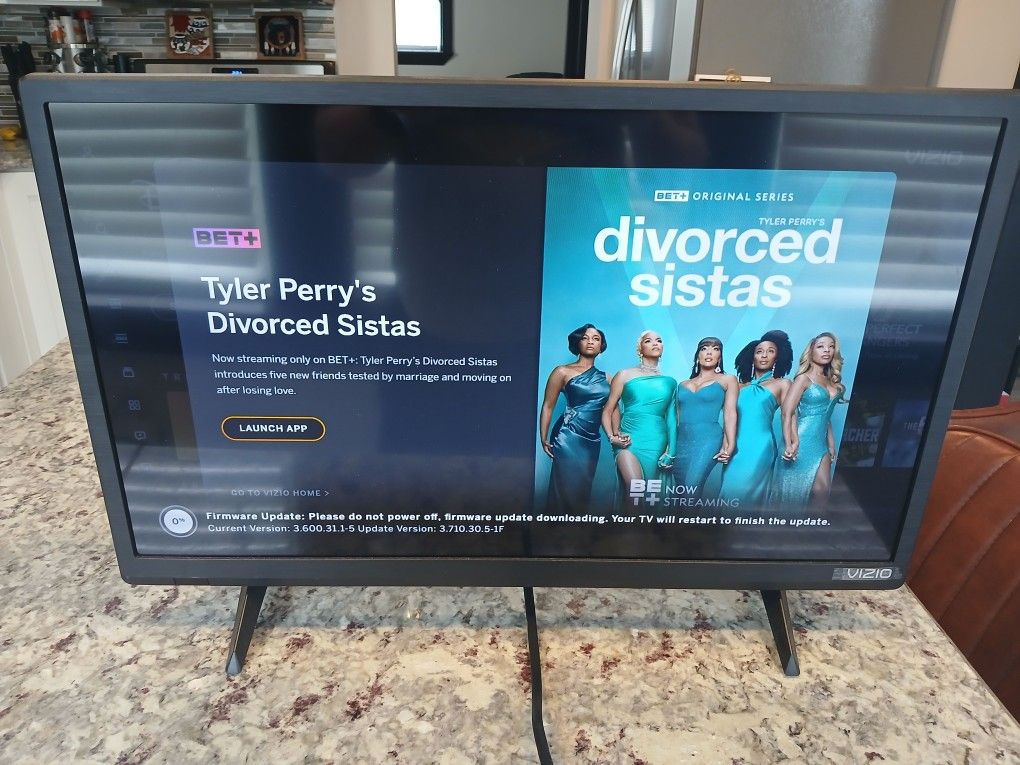 24 IN VIZIO TV NO REMOTE