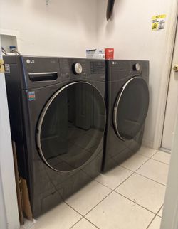 LG ThinQ Washer & Dryer