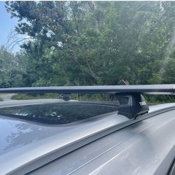 Thule Roof Rack Fits Most Cars justable