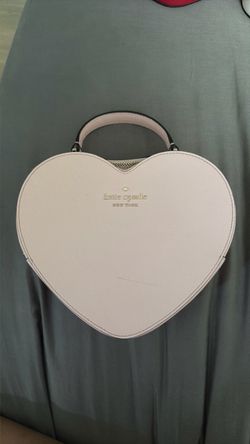 Kate spade heart shaped purse