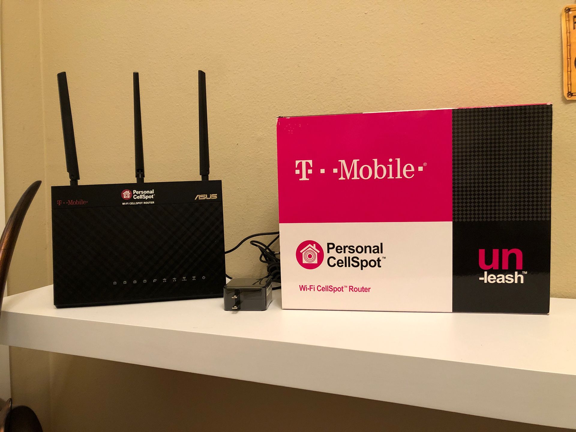 Asus T-Mobile Personal CellSpot Router