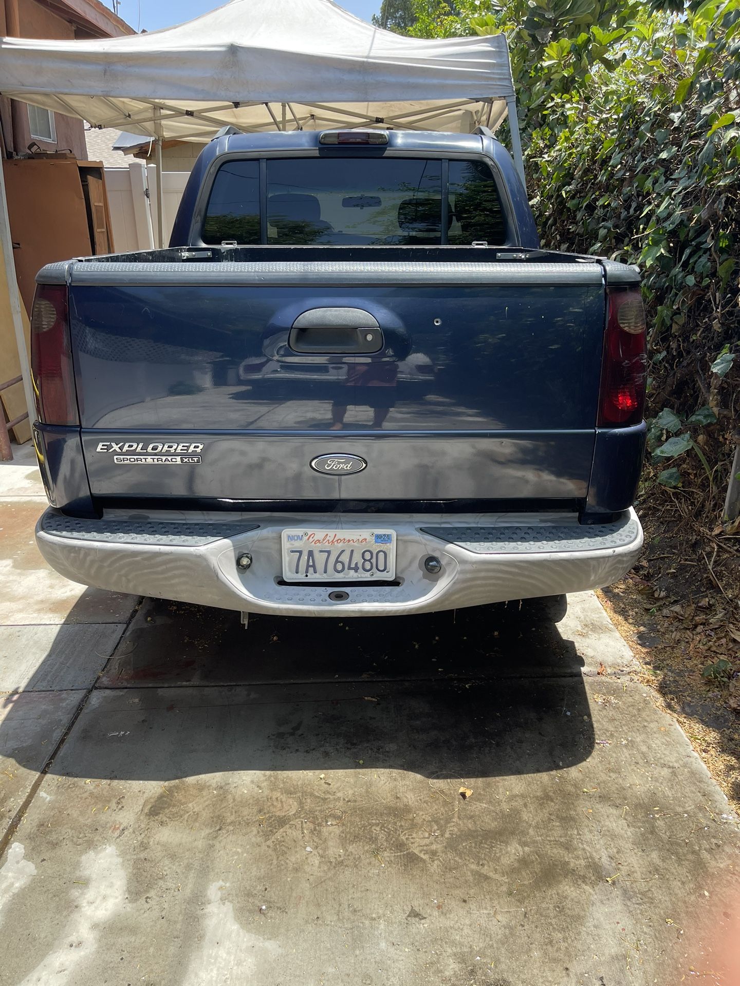 2004 Ford Explorer