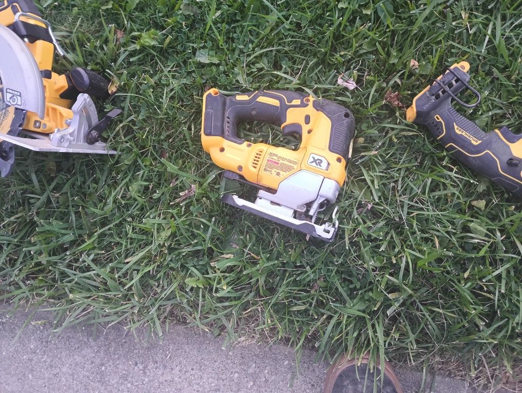 DeWalt Tool