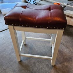 2 Bar Stool