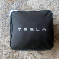 Tesla Model X Tow Hitch - 2016-2022