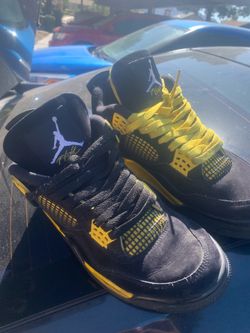 Jordan 4 Yellow Thunder