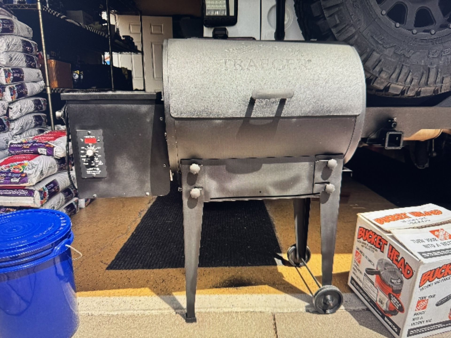 Traeger Tailgater