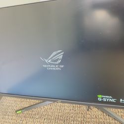 USED ASUS ROG Swift PG329Q 32” Gaming Monitor, 1440P WQHD (2560x1440), Fast IPS, 175Hz