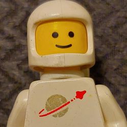 Vintage 1970's Lego White Astronaut Action Figure With Helmet And Tank - Space - Spaceman - 2" Mini Figure - Rare