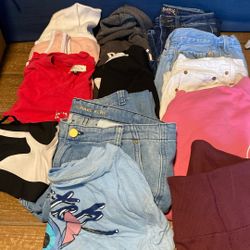 Women’’s.  Clothing Lot 