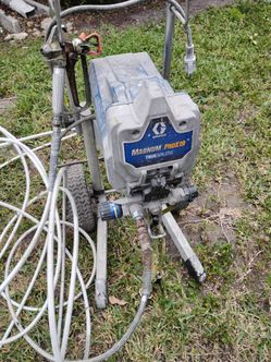 Airless paint sprayer