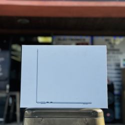 MacBook Air 13in M4 Chip 256gb 