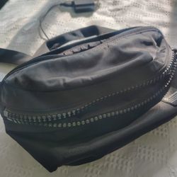 Lululemon Bag 15 New