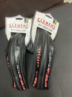 Clement Strada LGG 700x32c tires