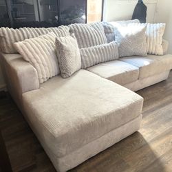 Sectional couch Grey