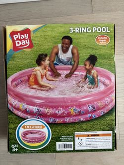 Brand New In Box Kids 3 Ring Outdoor Inflatable Pool