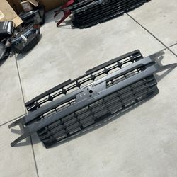 2019 2020 2021 Chevrolet Silverado Grille