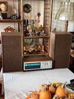 Nice Vintage Stereo! Pioneer Receiver, Fisher Speakers - Turntable Available!