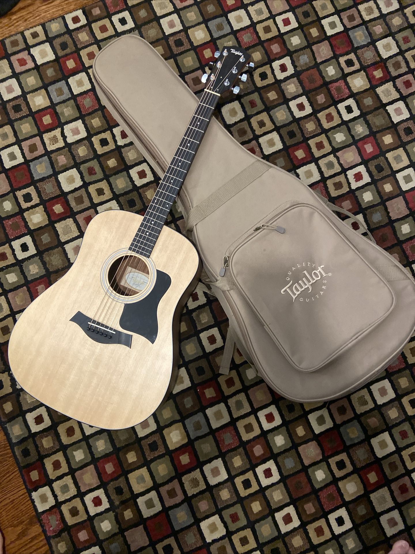 Taylor 110e Electric Acoustic Guitar New