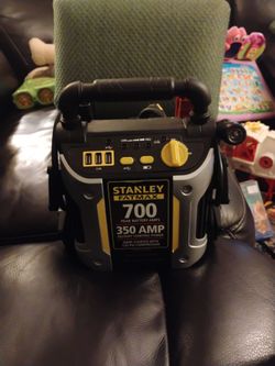 Stanley FatMax 700A Jump Starter with Air Compressor
