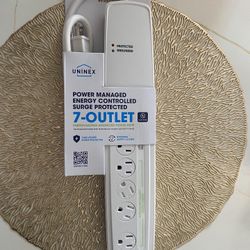  - 7 Outlet 3ft Cord Surge Protector Power Tap Strip Circuit Breaker