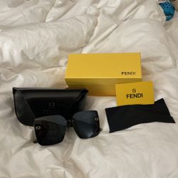 Designed Sunglasses New 