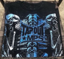 TAPOUT graphic tee t shirt size large