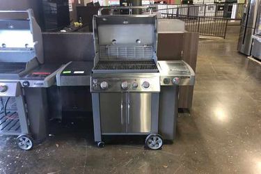 Brand New Weber Propane Grill (Model:(contact info removed)1) morning ZP