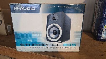 M-Audio Studiophile BX5 Studio Monitors