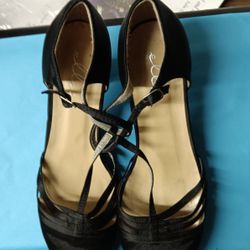 Elle Latin Influence Women's Dance Shoes 