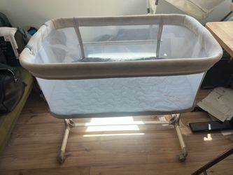Baby Bedside Bassinet