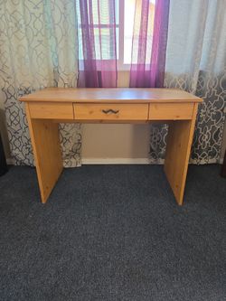 Desk With A Mirror