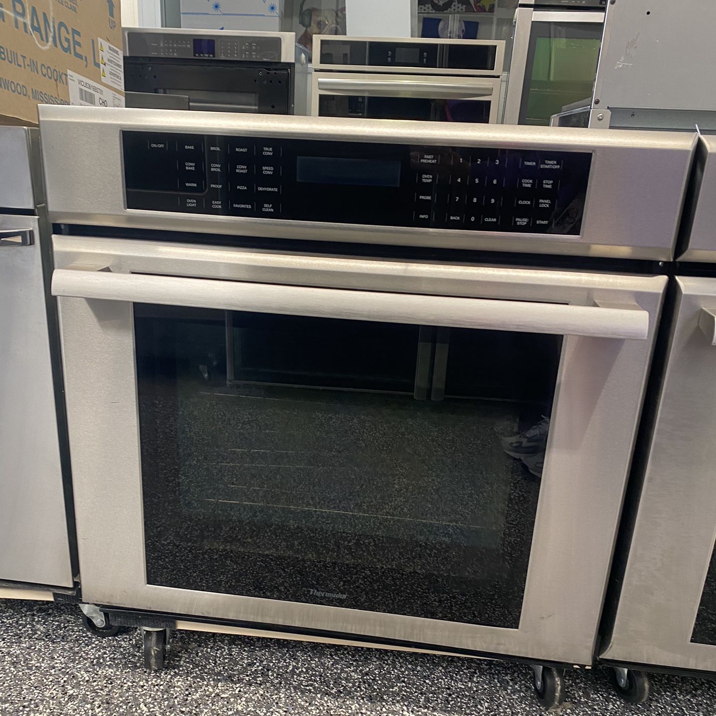 30” Thermador Single Wall Oven 