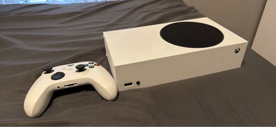 Xbox series S 512GB w/ controller, hdmi, and power cable