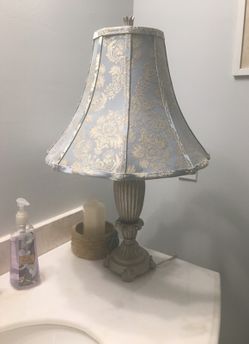 2 lamps