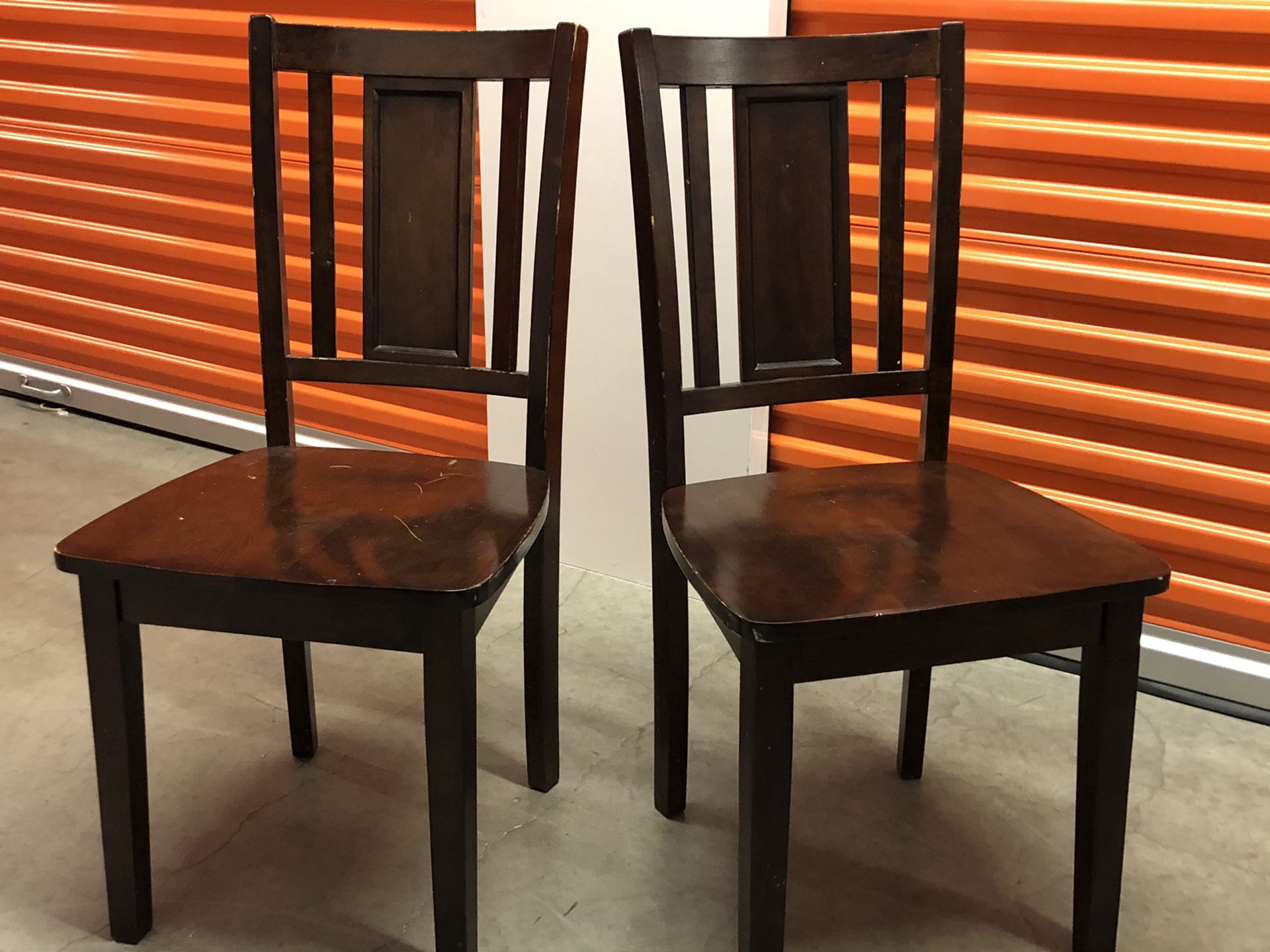 Dark Mahogany Dining Room / Accent Chairs