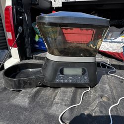 Automatic Pet Feeder