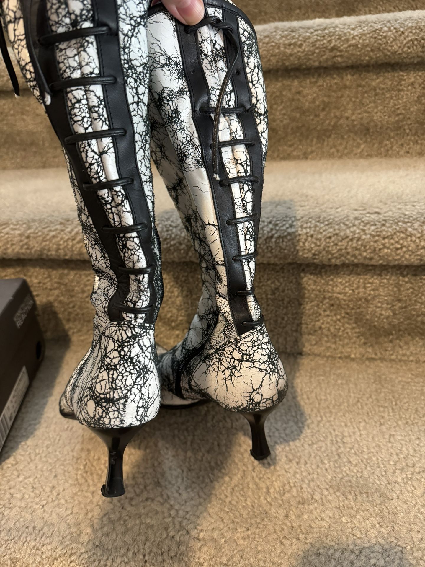 Italian Sneak Like Feel, White And Black With Cute Laces On Back. Size 8.