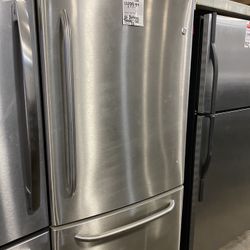 Bottom Freezer Fridge